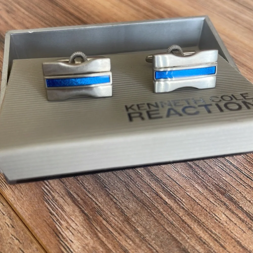 Kenneth Cole Reaction Silver and Blue Cufflinks
